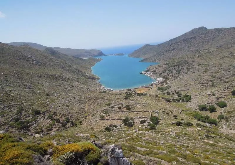 هتل Dorana Studios