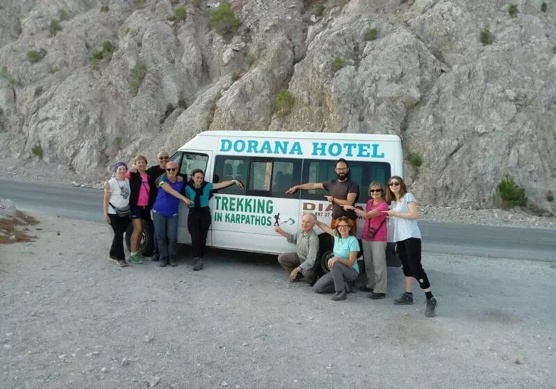 هتل Dorana Studios