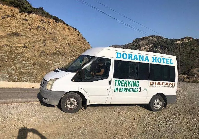 هتل Dorana Studios