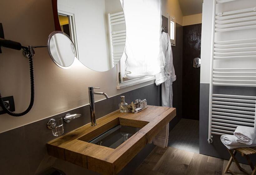 בית מלון כפרי Dory