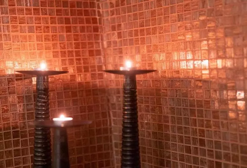 Отель Dreams Luxury Suites