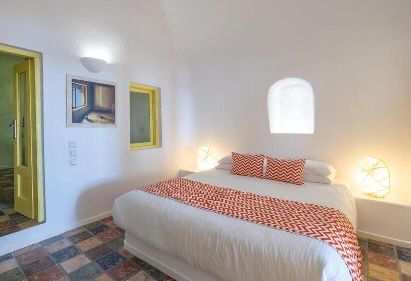 Отель Dreams Luxury Suites