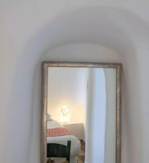 Отель Dreams Luxury Suites