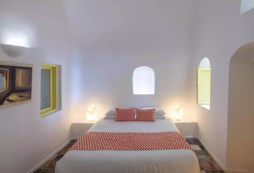 Отель Dreams Luxury Suites