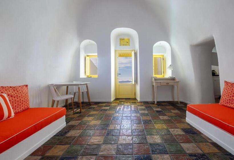 Отель Dreams Luxury Suites