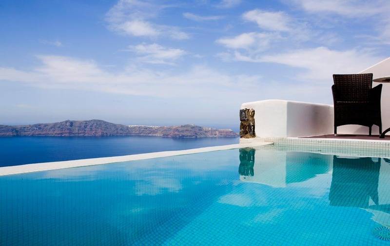 Отель Dreams Luxury Suites