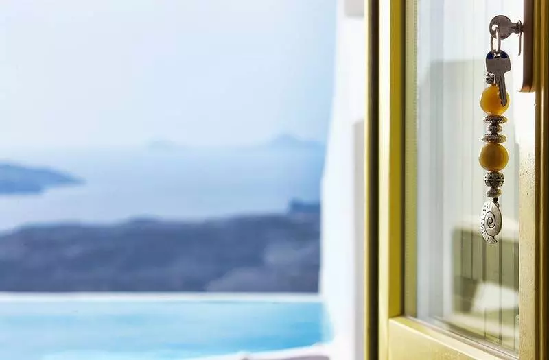 Отель Dreams Luxury Suites