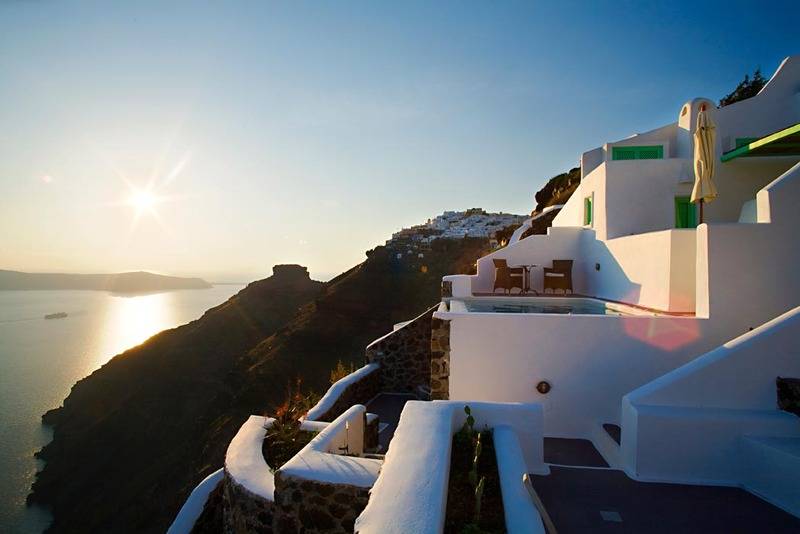 Отель Dreams Luxury Suites