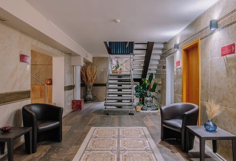 هتل Grand Muthu Oura View Beach Club