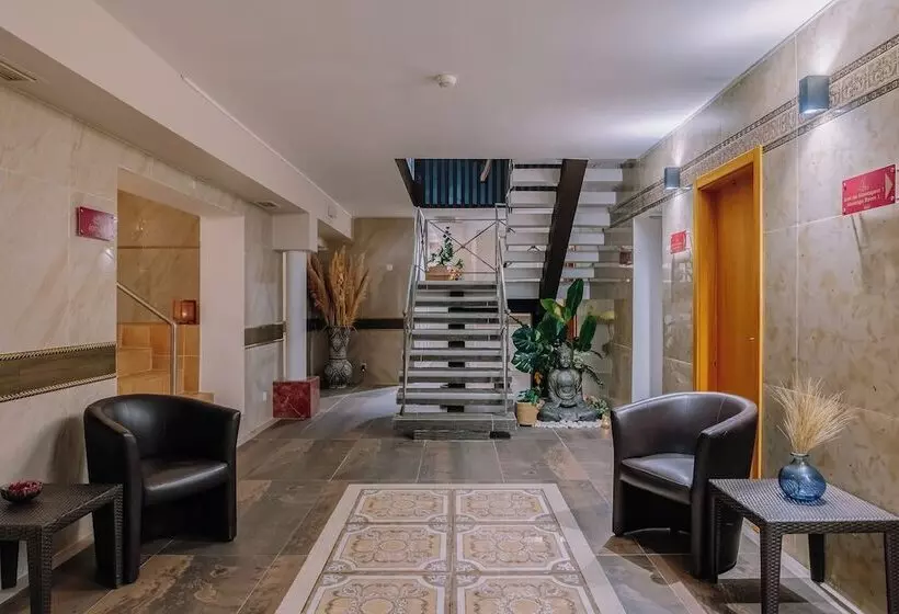 هتل Grand Muthu Oura View Beach Club