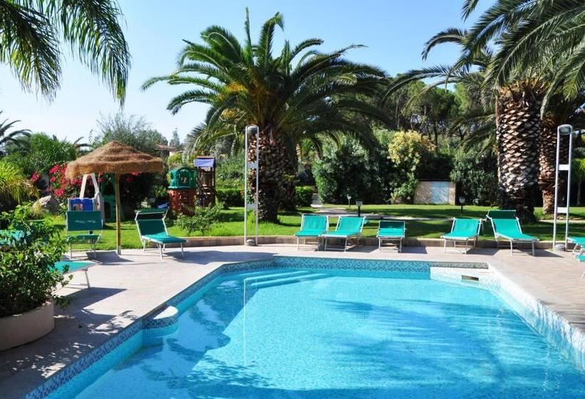 فندق Green Village Resort