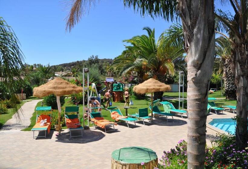 فندق Green Village Resort