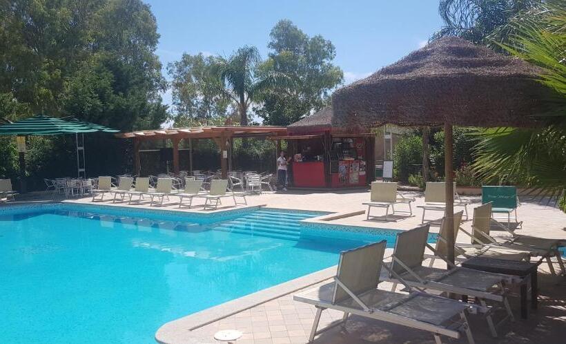 فندق Green Village Resort