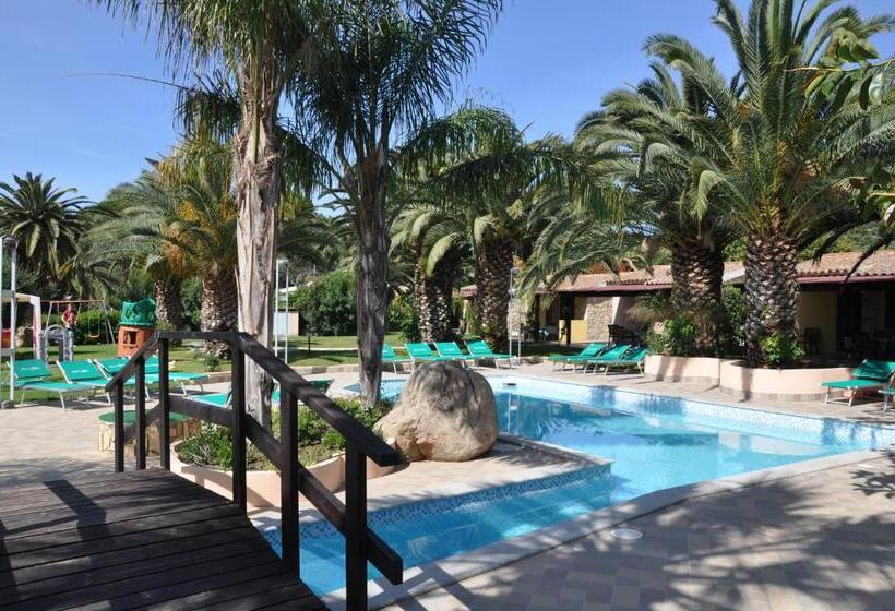 فندق Green Village Resort