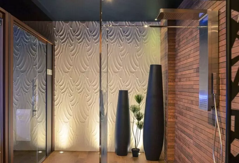 Отель Hôtel Mercure Nantes Ouest Saint Herblain Zenith