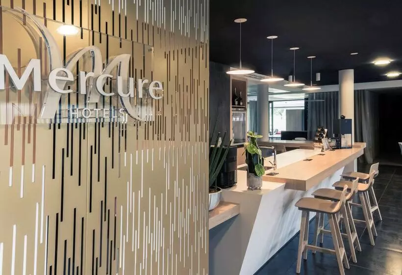 Отель Hôtel Mercure Nantes Ouest Saint Herblain Zenith