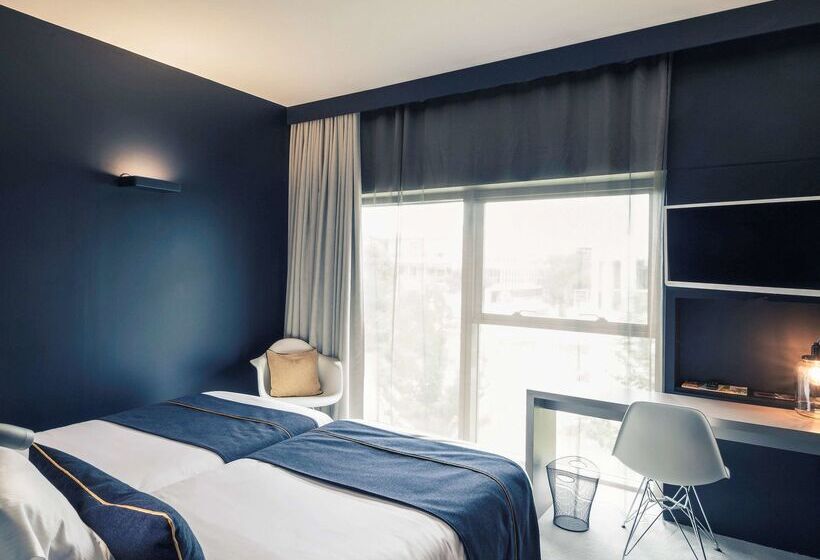 Отель Hôtel Mercure Nantes Ouest Saint Herblain Zenith