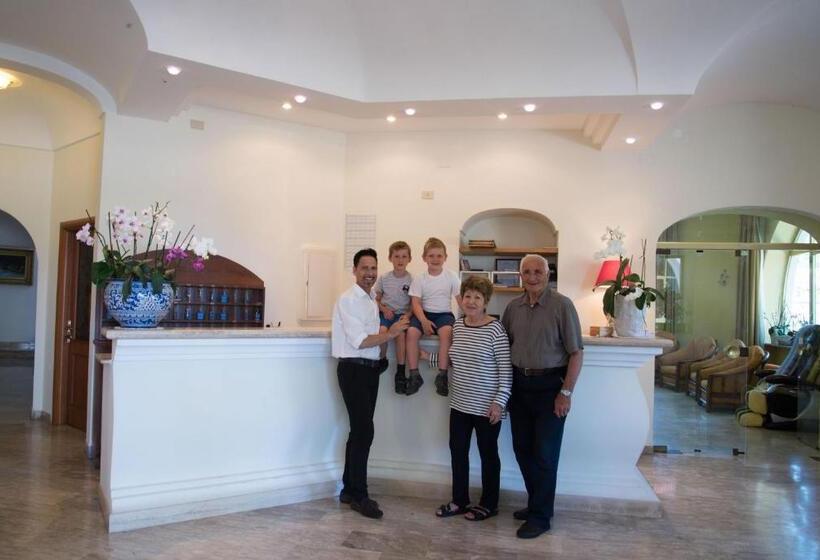 Отель Internazionale