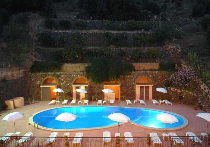 فندق Isola Bella