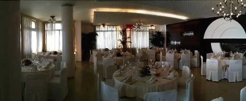 Отель La Lucertola