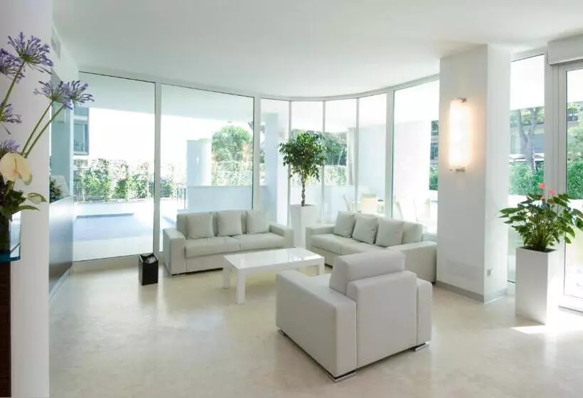هتل Mercure Rimini Lungomare