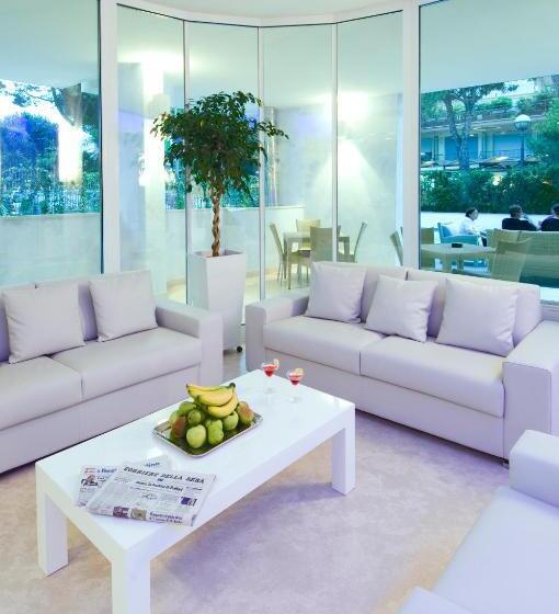 هتل Mercure Rimini Lungomare
