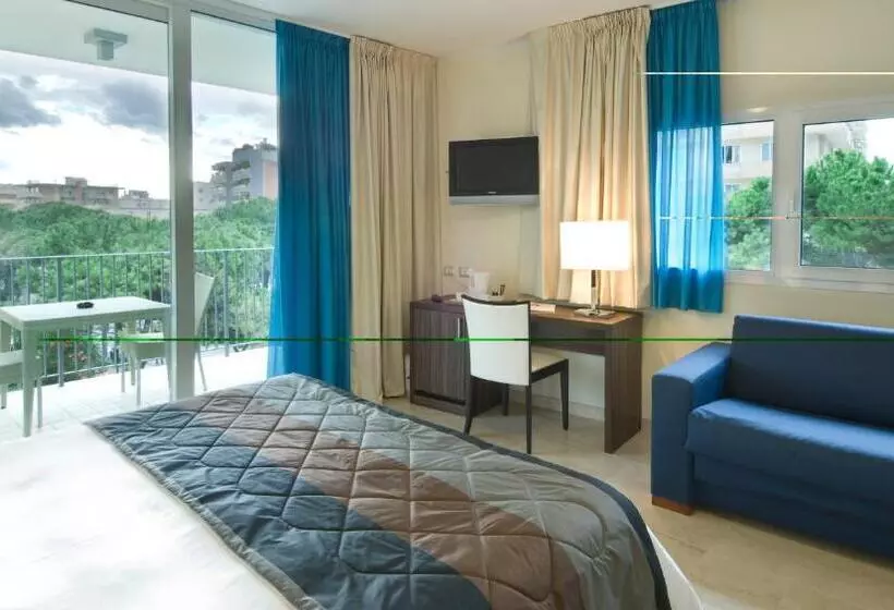 هتل Mercure Rimini Lungomare