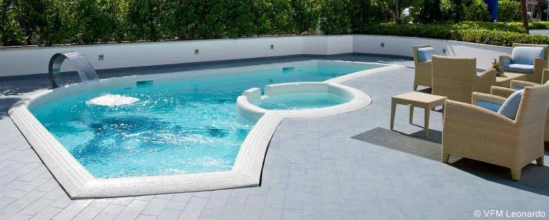 هتل Mercure Rimini Lungomare