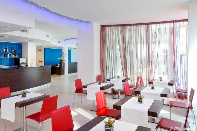 هتل Mercure Rimini Lungomare