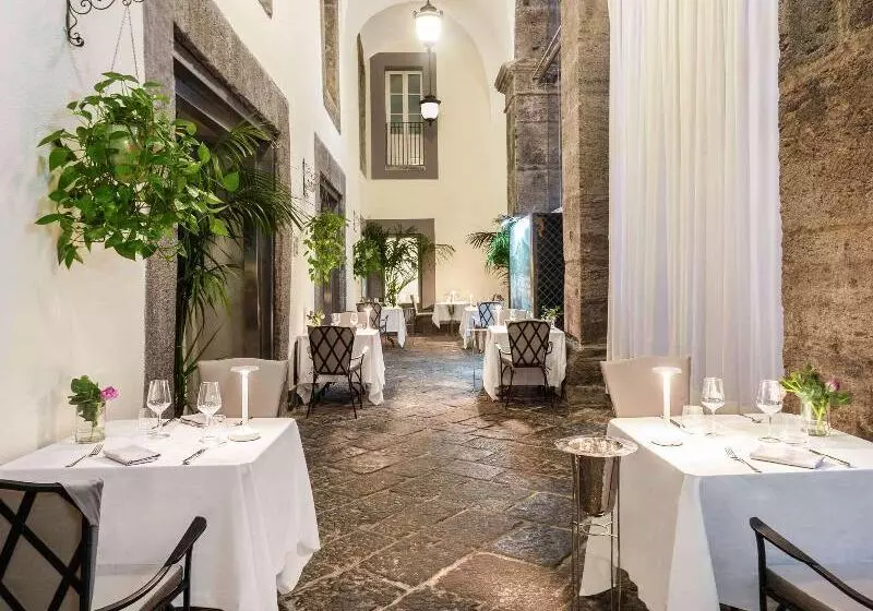 Hotelli Palazzo Caracciolo Naples