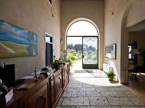 בית מלון כפרי Relais Angimbè