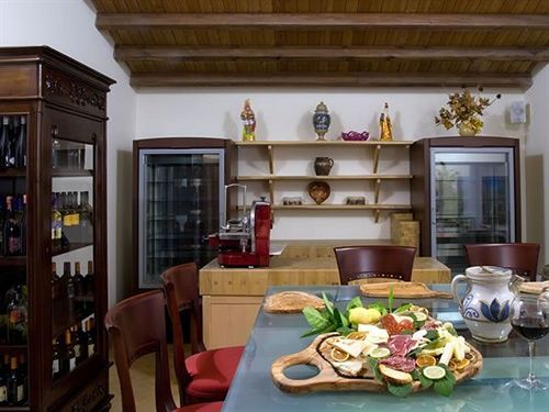 בית מלון כפרי Relais Angimbè