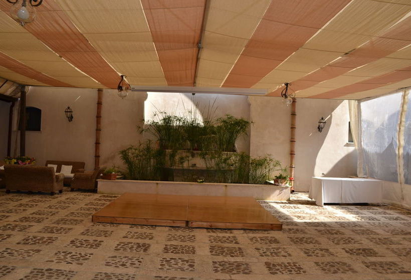 בית מלון כפרי Relais Angimbè