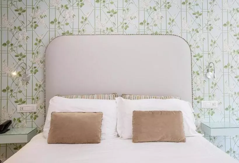 Отель Relais Villa Savarese