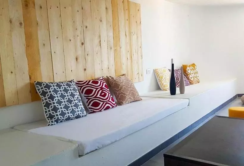 Отель Santa Isabel