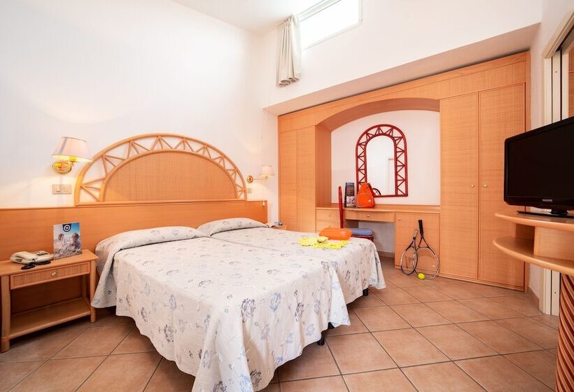 Отель Th Marina Di Sibari   Baia Degli Achei Village