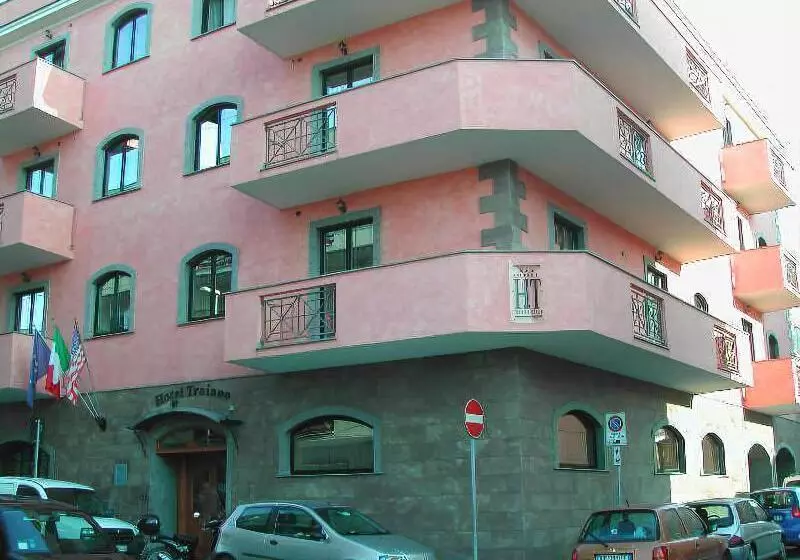 Otel Traiano
