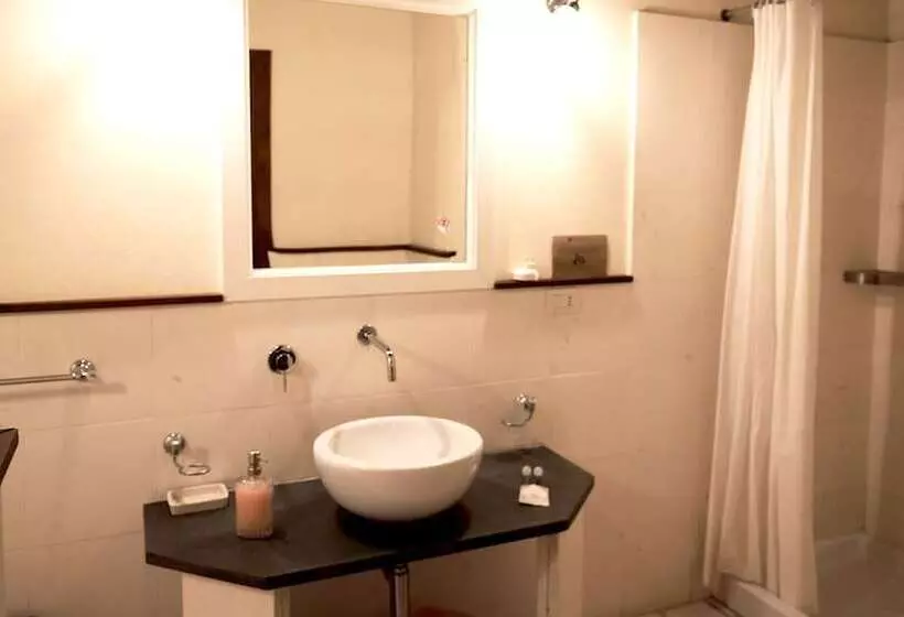 Szálloda Villa Dei Papiri Fonte Ciane