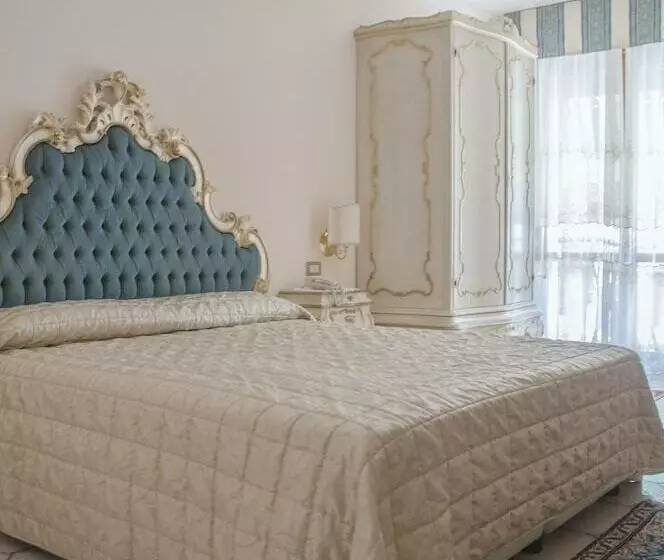 בית מלון כפרי Villa Serena