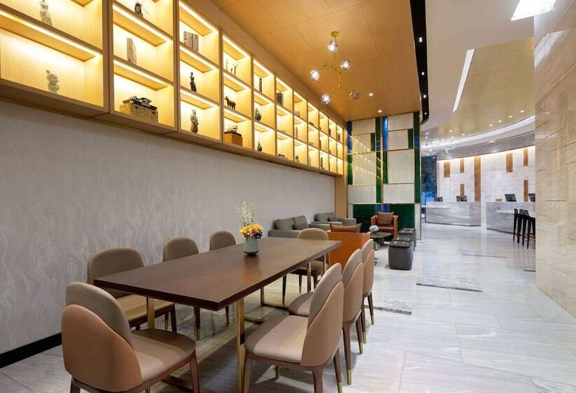 Hotel Ramada By Wyndham Xi'an Chanba