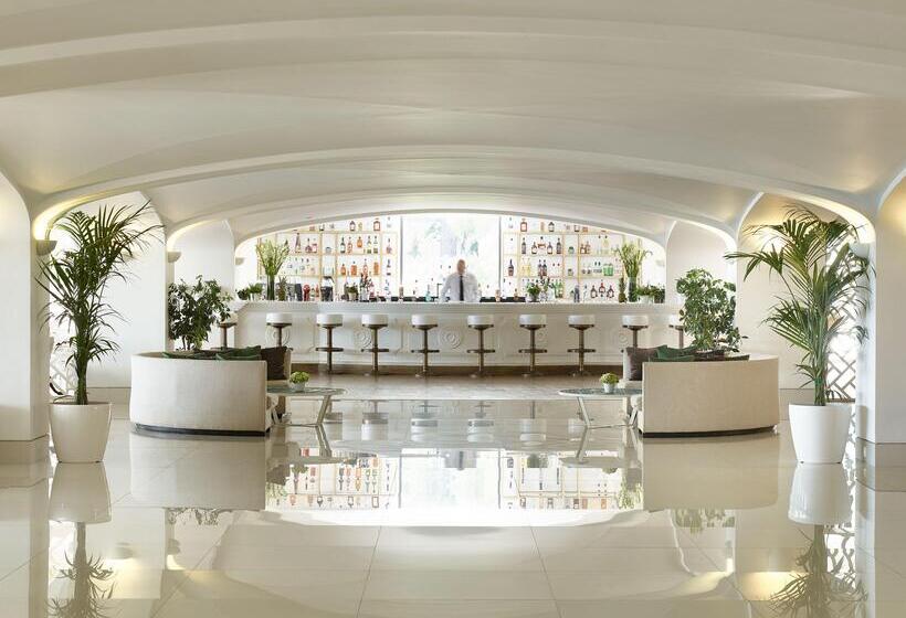 Grecotel Luxme Daphnila Bay