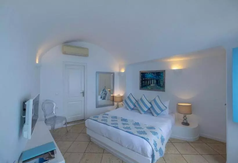 ホテル Above Blue Suites