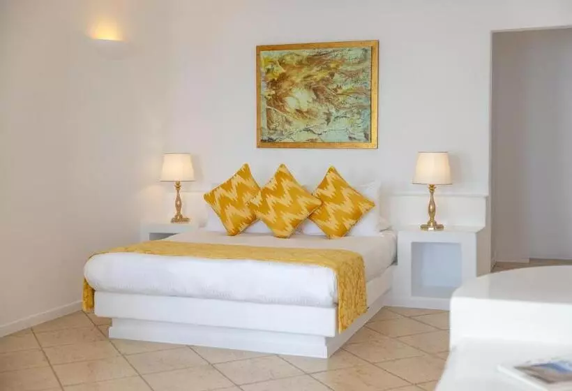 ホテル Above Blue Suites