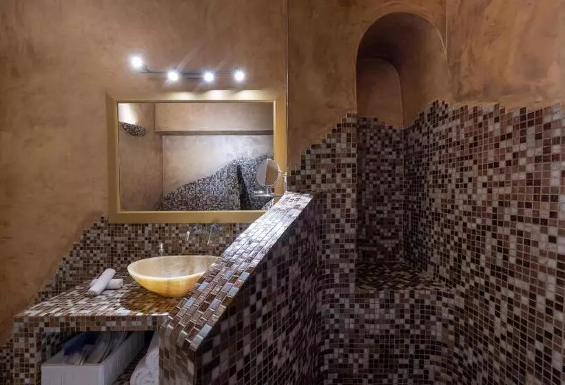 ホテル Above Blue Suites