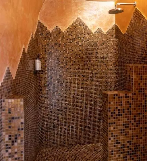 ホテル Above Blue Suites