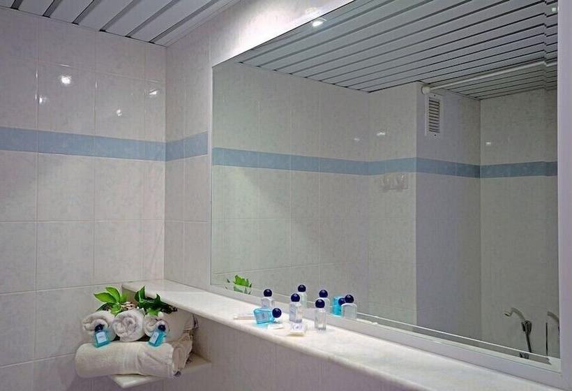 ホテル Astir Beach