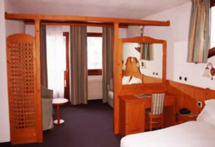 Отель Beau Sejour