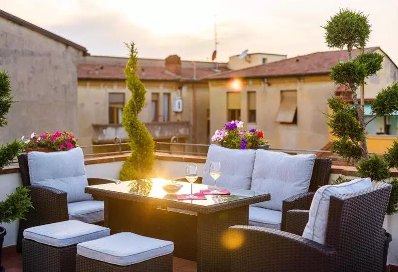 هتل Bijou Roof Terrace