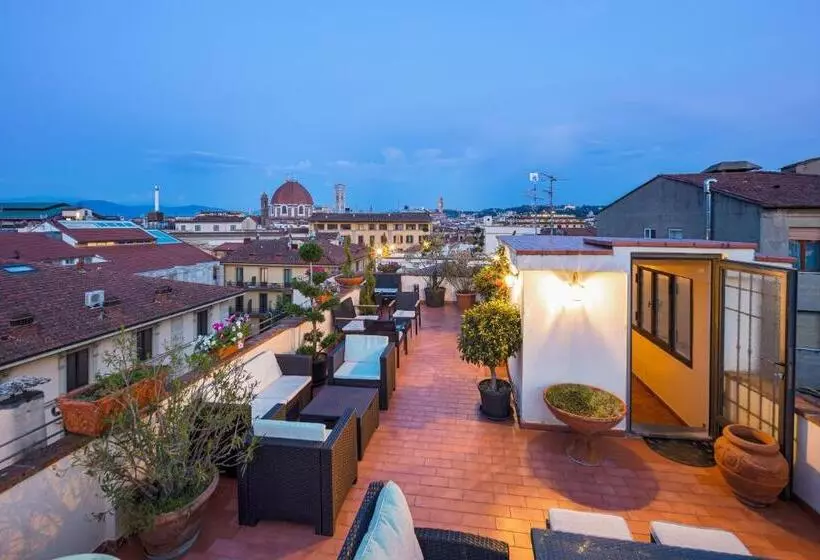 هتل Bijou Roof Terrace