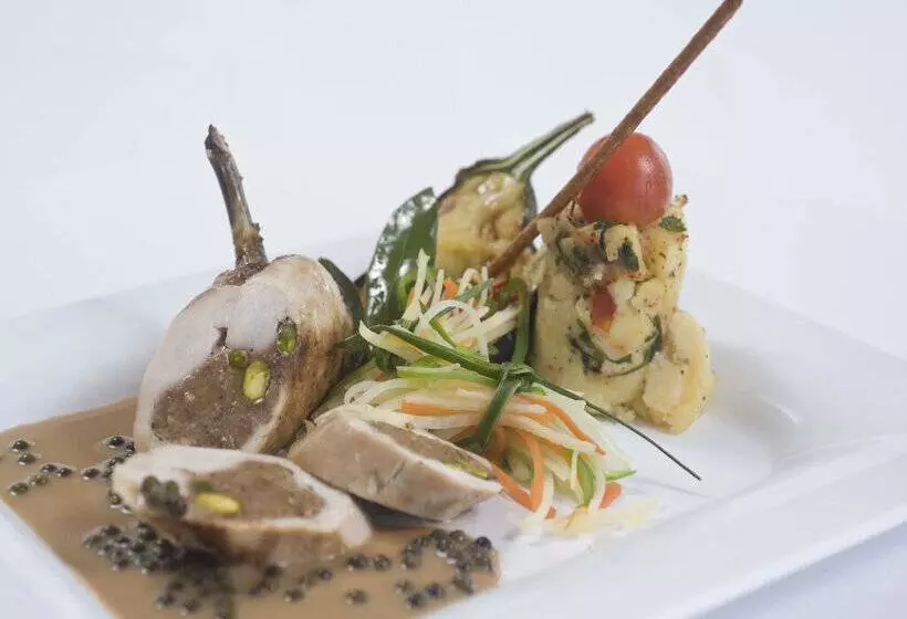 בית מלון כפרי Constantinou Bros Asimina Suites